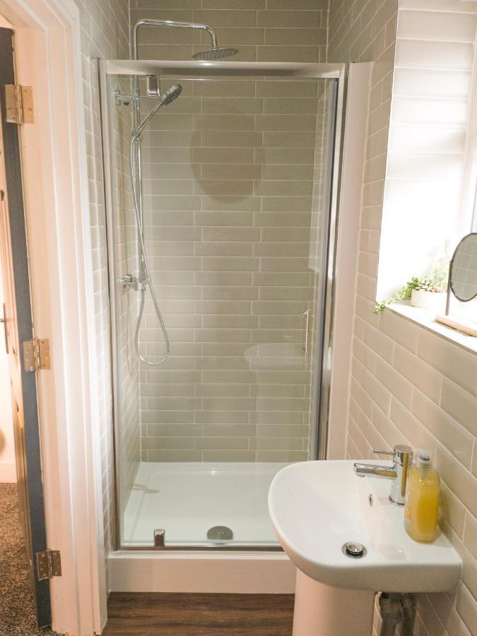 קארדיף Principality Suites - Two Bed Apartment By Property Promise מראה חיצוני תמונה