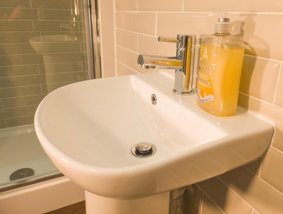 קארדיף Principality Suites - Two Bed Apartment By Property Promise מראה חיצוני תמונה